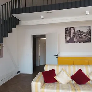 https://h7-palace.praguehotelsweb.com